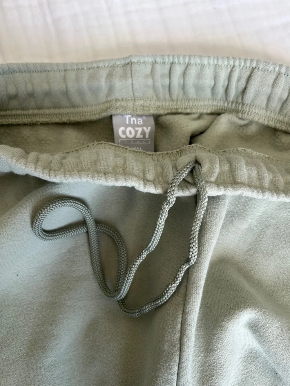 Aritzia TNA Cozy Fleece MEGA - Picture 5 of 5